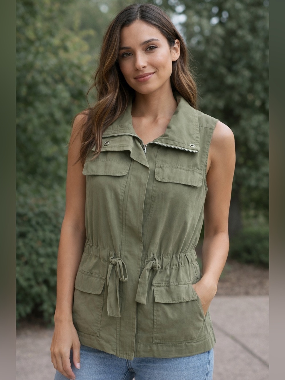 Vera Wang EUC Princess Asymmetrical
Olive/army green zip up drawstring 
Vest Med